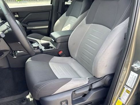 Certified 2025 Toyota Tacoma TRD Sport AWD/4WD image 17