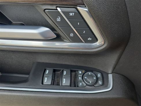 Used 2024 Chevrolet Silverado 2500 LTZ w/ LTZ Plus Package image 28