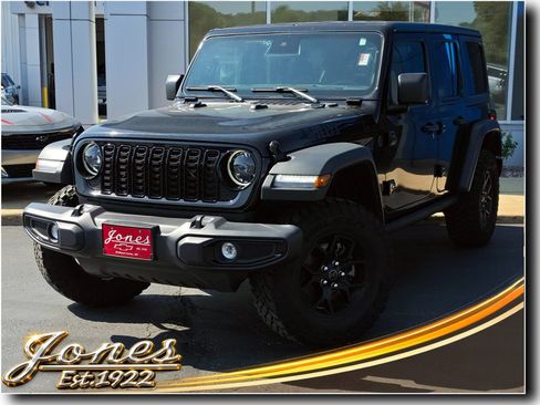Used 2025 Jeep Wrangler Unlimited Sport AWD/4WD image 1