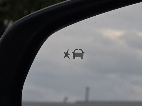 New 2026 Chevrolet Trax LT image 9