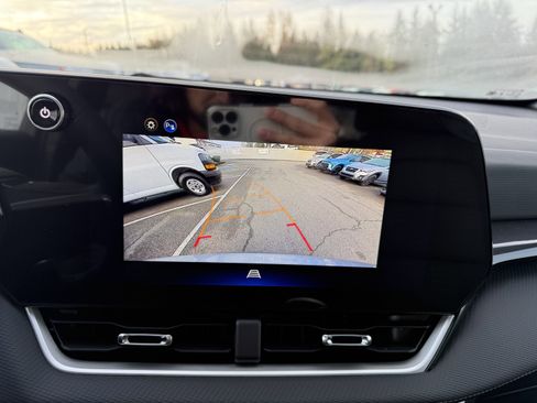 New 2026 Chevrolet Equinox LT image 25