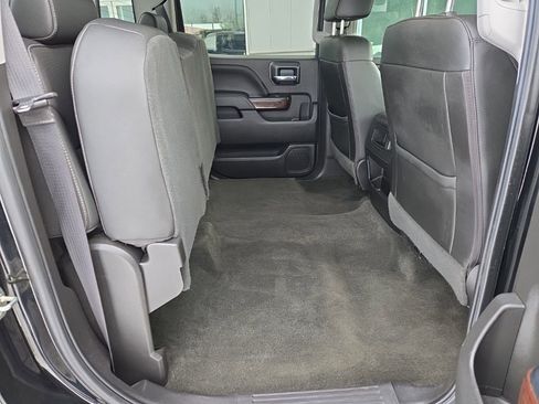 Used 2018 GMC Sierra 1500 SLT image 32