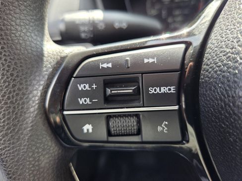 Used 2023 Honda Civic LX image 27