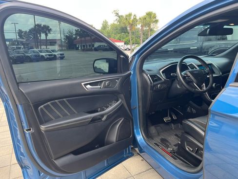 Used 2019 Ford Edge ST w/ Equipment Group 401A AWD/4WD image 10