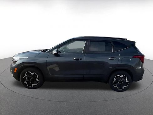Used 2025 Kia Seltos S image 9