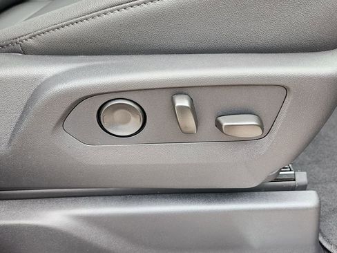 New 2026 GMC Sierra 1500 SLT w/ SLT Premium Plus Package image 40