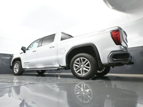 Used 2021 GMC Sierra 1500 SLT w/ SLT Convenience Package AWD/4WD image 42