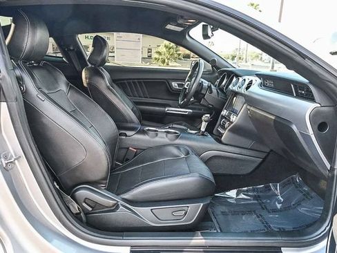 Certified 2020 Ford Mustang Premium RWD image 18