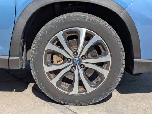 Used 2020 Subaru Forester Limited image 11