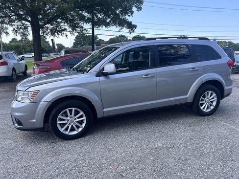 Used 2016 Dodge Journey SXT image 5