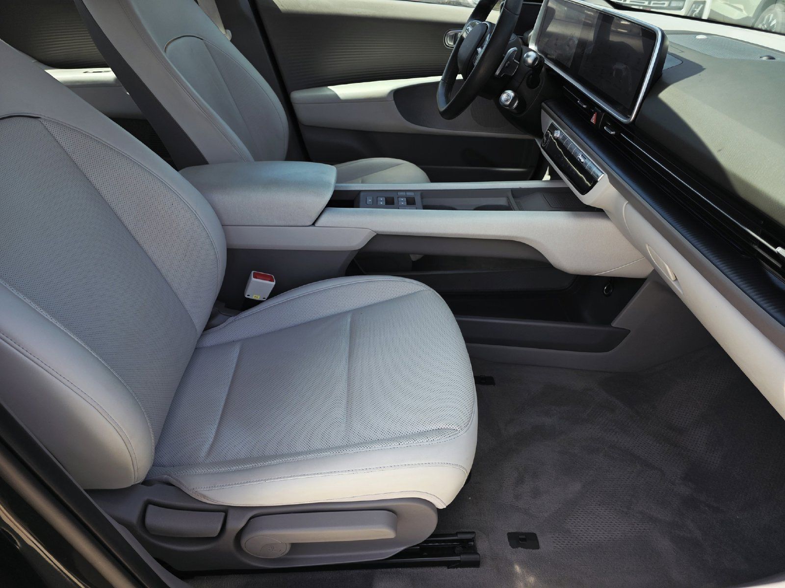 Certified 2023 Hyundai Ioniq 6 SEL RWD image 12