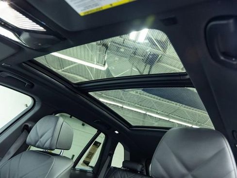 New 2026 BMW X5 xDrive40i w/ Executive Package image 16