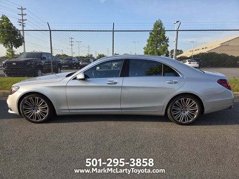Used 2020 Mercedes-Benz S 560 Sedan image 6