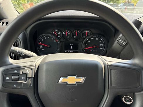 Used 2022 Chevrolet Silverado 1500 Custom AWD/4WD image 11