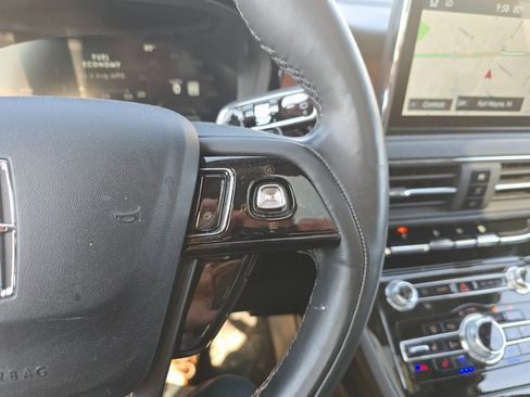 Used 2022 Lincoln Corsair Reserve w/ Equipment Group 201A image 19