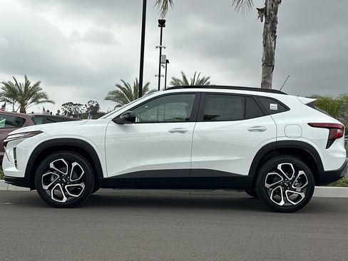 New 2026 Chevrolet Trax RS image 7