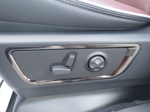 New 2026 RAM 1500 Limited AWD/4WD image 18