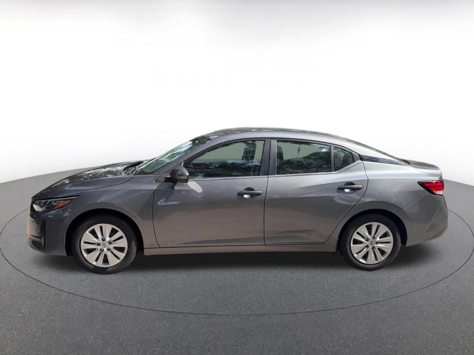 Used 2025 Nissan Sentra S FWD image 8