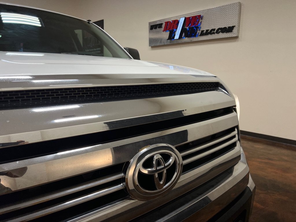 Used 2017 Toyota Tundra SR5 AWD/4WD image 43
