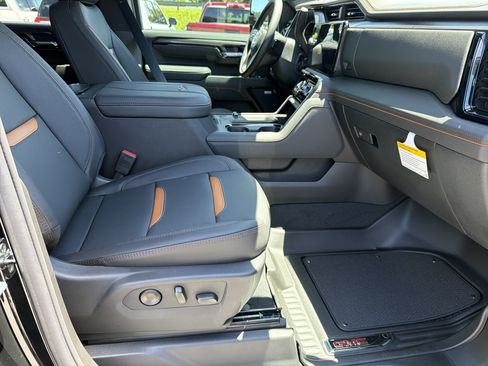 New 2026 GMC Sierra 2500 AT4 w/ AT4 Premium Plus Package AWD/4WD image 14