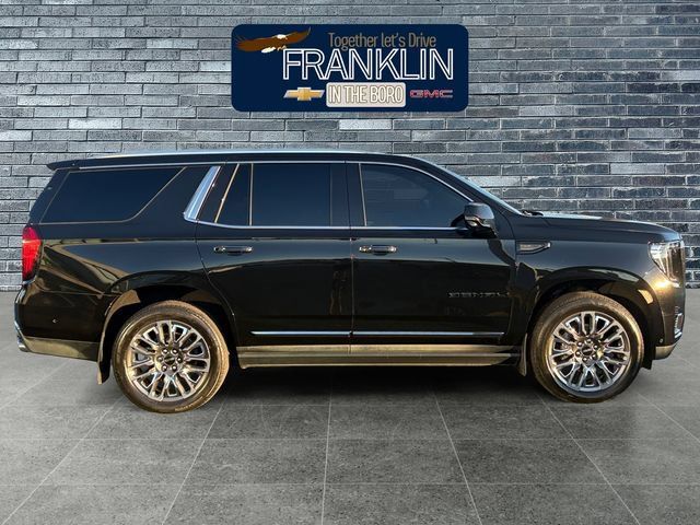 Used 2024 GMC Yukon Denali Ultimate AWD/4WD image 7