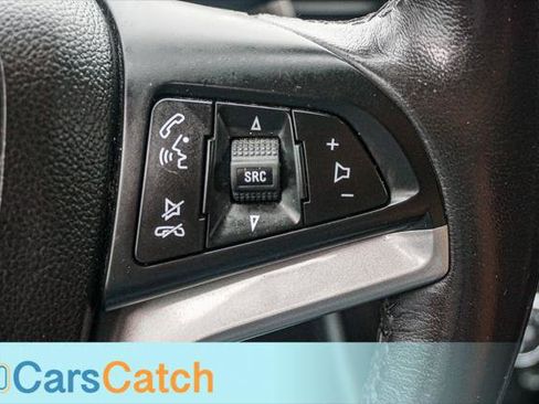 Used 2020 Chevrolet Trax LT w/ LT Convenience Package FWD image 30