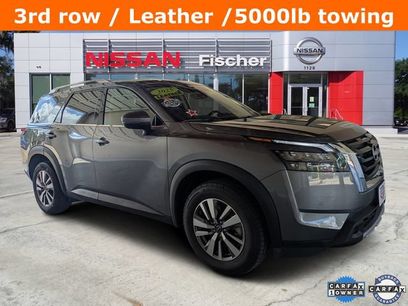 Certified 2025 Nissan Pathfinder SL