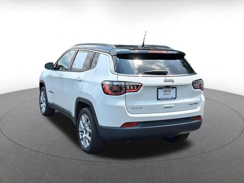 Used 2025 Jeep Compass Limited AWD/4WD image 8