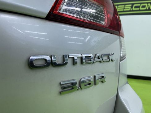 Used 2013 Subaru Outback 3.6R Limited image 14