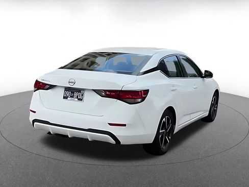 Used 2025 Nissan Sentra SV FWD image 12