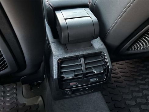 Certified 2025 Audi Q3 2.0T Premium Plus w/ Premium Plus Package image 16