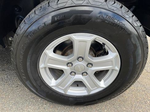 Used 2018 Jeep Wrangler Unlimited Sport S image 7