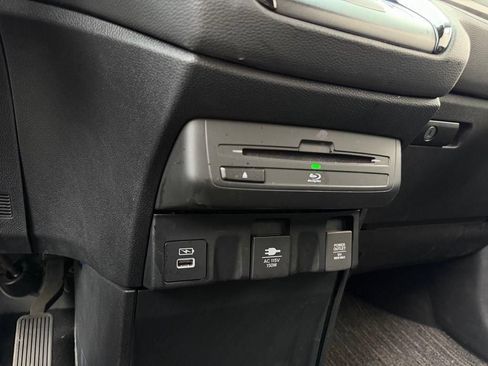 Used 2023 Honda Odyssey Touring image 32