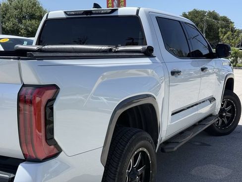 Used 2022 Toyota Tundra 1794 Edition AWD/4WD image 7