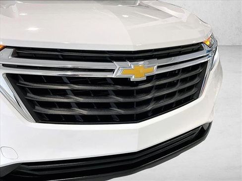 Used 2024 Chevrolet Equinox LS FWD image 30