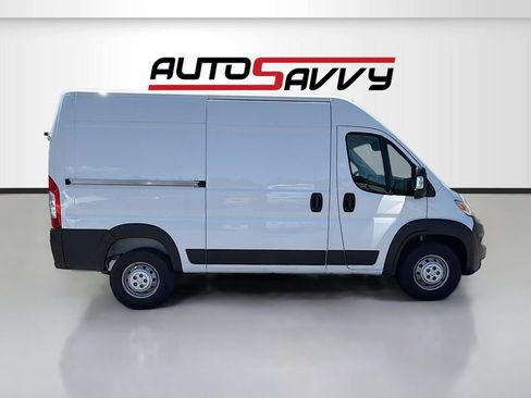Used 2023 RAM ProMaster 1500 FWD image 8