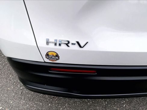 Used 2025 Honda HR-V LX image 7