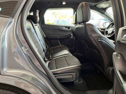 Used 2024 Ford Escape ST-Line w/ Tech Pack #1 AWD/4WD image 38