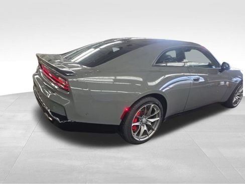 Used 2025 Dodge Charger Daytona Scat Pack w/ Track Pack AWD/4WD image 6