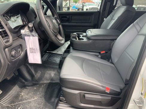 New 2026 RAM 5500 Tradesman w/ Chrome Appearance Group AWD/4WD image 19