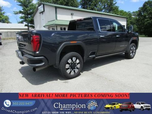 Certified 2025 GMC Sierra 2500 Denali w/ Denali Reserve Package AWD/4WD image 4