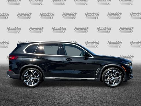 Certified 2023 BMW X5 xDrive40i w/ Premium Package AWD/4WD image 3
