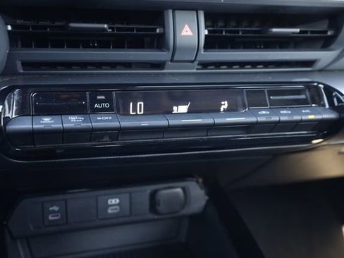 Used 2023 Toyota Prius LE image 23