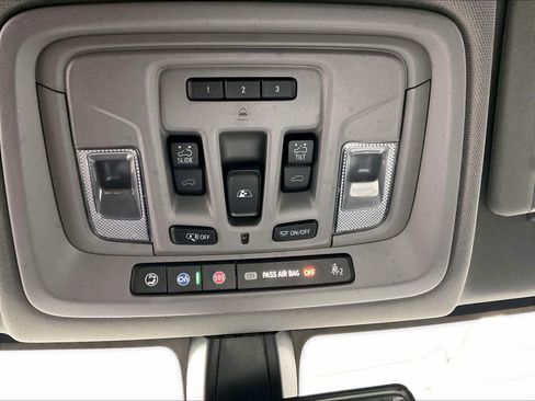 Used 2020 Chevrolet Silverado 1500 LT Trail Boss image 26