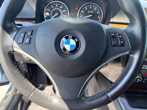 Used 2011 BMW 328i Convertible RWD image 18