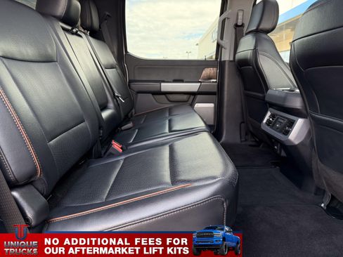 Used 2025 Ford F350 Lariat w/ Black Appearance Package image 28