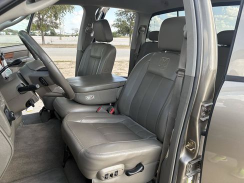 Used 2006 Dodge Ram 2500 Truck Laramie AWD/4WD image 38