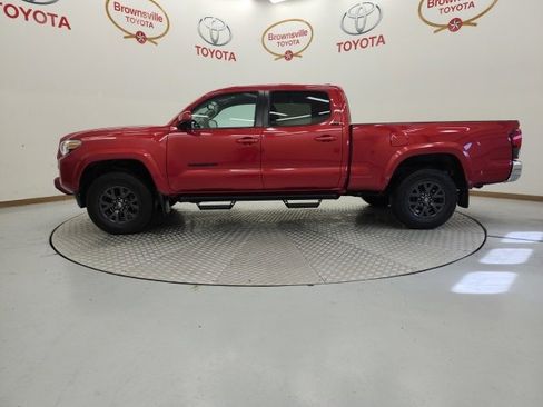 Certified 2022 Toyota Tacoma SR5 image 5