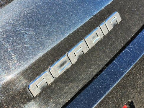 Used 2019 GMC Acadia Denali w/ Technology Package image 12