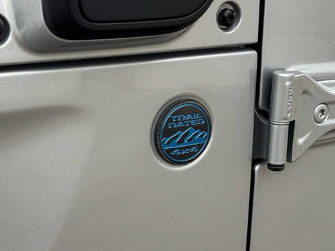 Used 2024 Jeep Wrangler High Altitude image 39